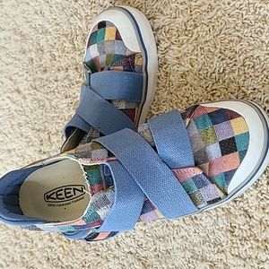 Keen slip on sneakers